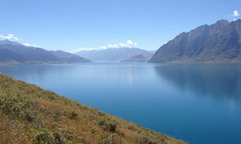 Beautiful lake in New Zealand